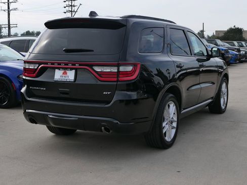 Used 2024 Dodge Durango GT image 3