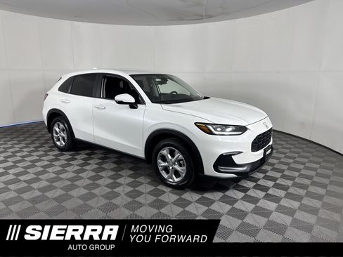 Used 2023 Honda HR-V LX image 1