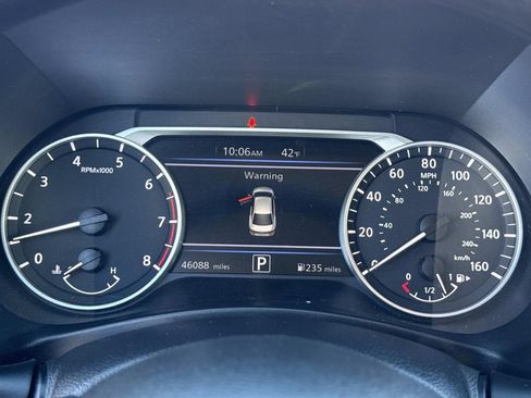 Certified 2024 Nissan Sentra SV image 30