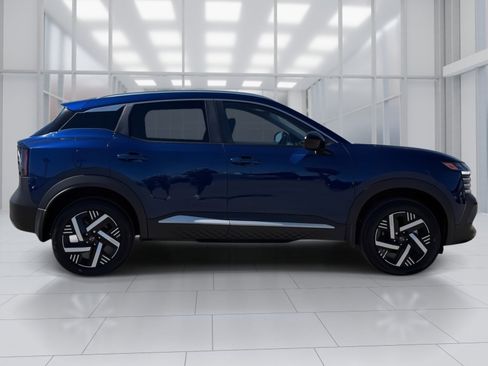 New 2026 Nissan Kicks SV image 6