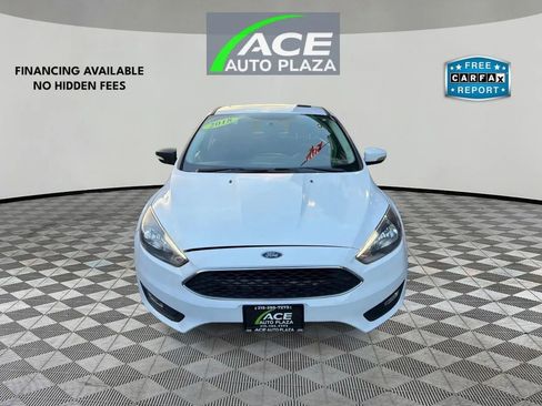 Used 2018 Ford Focus SEL image 3