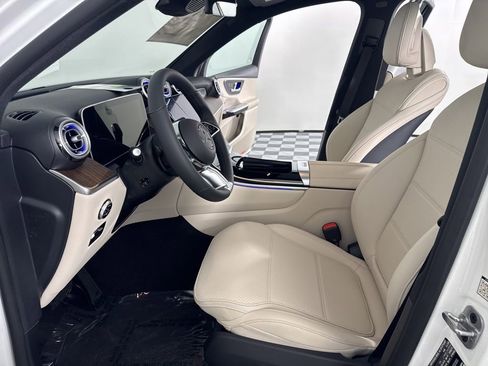 New 2026 Mercedes-Benz GLC 300 4MATIC image 25