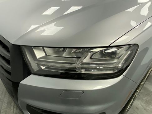Used 2019 Audi Q7 3.0T Prestige w/ Prestige Package AWD/4WD image 11