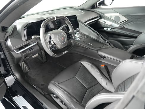 Used 2025 Chevrolet Corvette Z06 w/ Z07 Performance Package RWD image 15