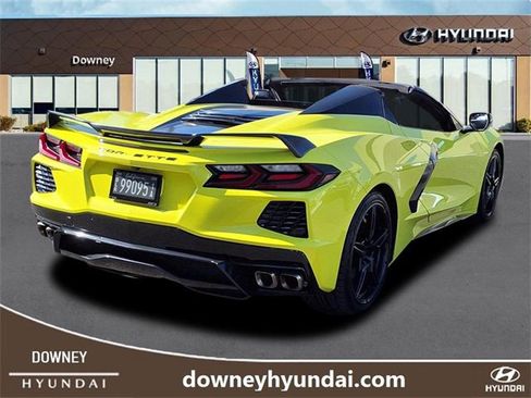 Used 2022 Chevrolet Corvette Stingray Premium Conv w/ Z51 Performance Package image 4