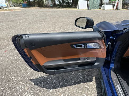 Used 2020 Mercedes-Benz AMG GT R image 22