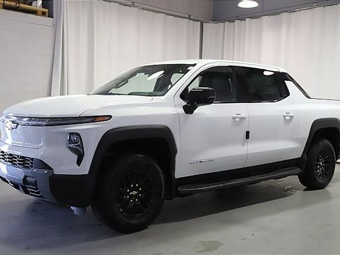 New 2025 Chevrolet Silverado EV LT image 2