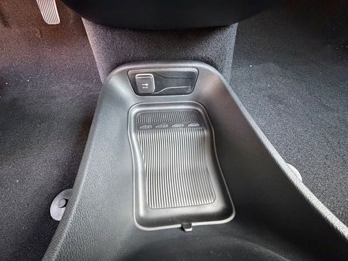 New 2026 Chrysler Pacifica Select image 23