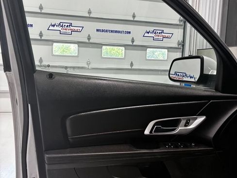 Used 2017 GMC Terrain SLE FWD image 14