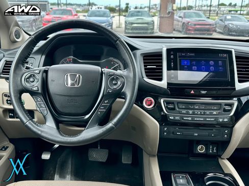 Used 2018 Honda Pilot Elite image 31