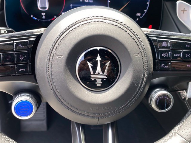Used 2025 Maserati Grecale GT AWD/4WD image 24