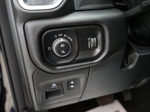 Used 2022 RAM 1500 Big Horn AWD/4WD image 27