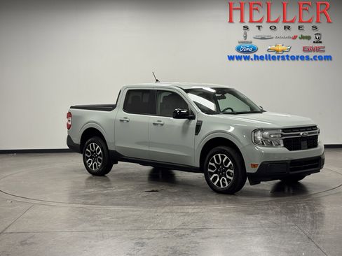 Used 2024 Ford Maverick Lariat image 1