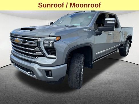 Used 2024 Chevrolet Silverado 3500 High Country image 5