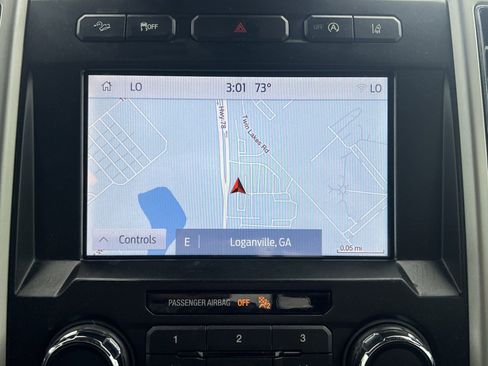 Used 2020 Ford F150 Lariat image 7