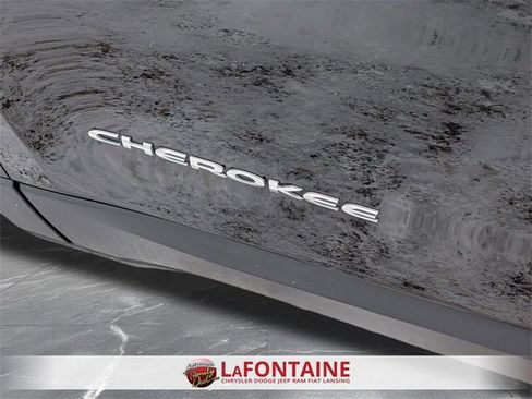 Certified 2021 Jeep Cherokee Latitude image 10