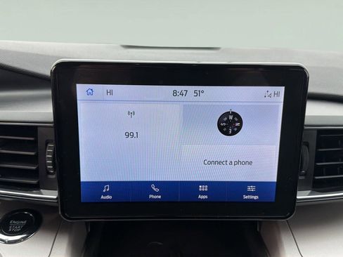 Used 2023 Ford Explorer XLT w/ Equipment Group 202A image 17