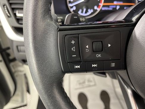 Used 2023 Nissan Rogue SV w/ SV Premium B Package image 23