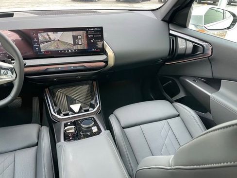 Certified 2025 BMW X3 xDrive30i w/ Premium Package image 11