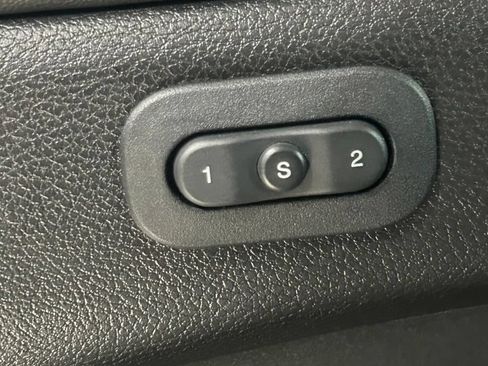Used 2019 Jeep Grand Cherokee Trailhawk AWD/4WD image 39