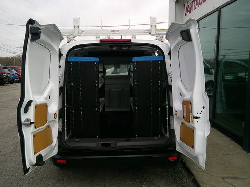 Used 2019 Ford Transit Connect XL image 7