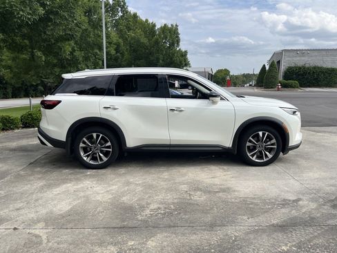 Used 2023 INFINITI QX60 Luxe w/ Performance Audio Package AWD/4WD image 7