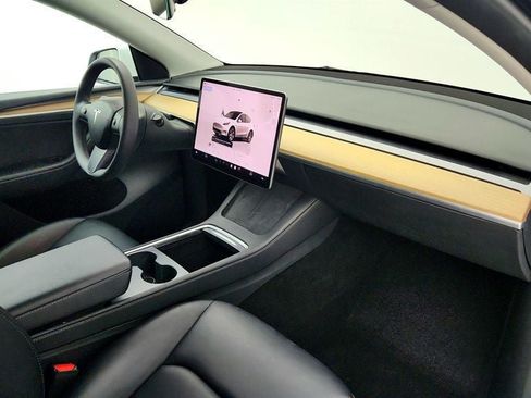 Used 2023 Tesla Model Y Long Range AWD/4WD image 28