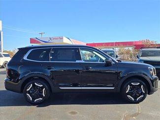 New 2025 Kia Telluride EX w/ EX Captain's Chair Package video 2