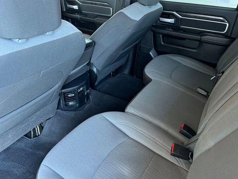 Used 2024 RAM 2500 Big Horn w/ Safety Group image 12