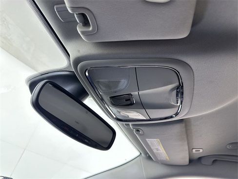 Used 2019 Jeep Cherokee Trailhawk w/ Comfort/Convenience Group image 19