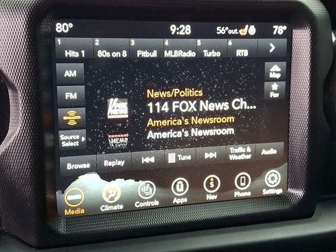 Used 2022 Jeep Wrangler Unlimited Rubicon image 22