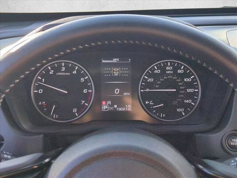 Certified 2025 Subaru Forester Premium image 15