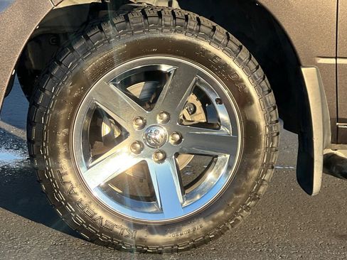 Used 2018 RAM 1500 Express w/ Express Value Package image 25