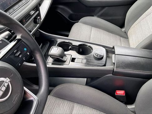 Certified 2023 Nissan Rogue SV AWD/4WD image 20