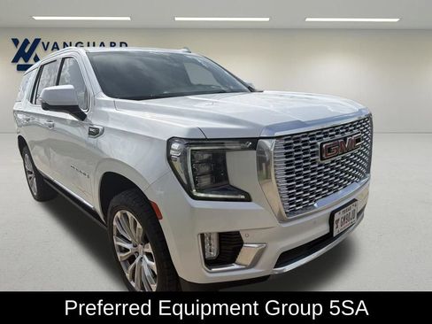 Used 2022 GMC Yukon Denali AWD/4WD image 2