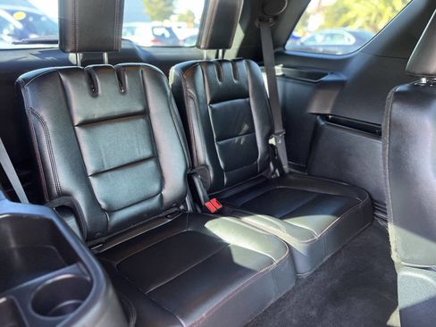 Used 2016 Ford Explorer Sport image 15