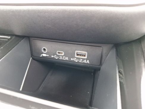 Certified 2025 Subaru Outback Touring image 19