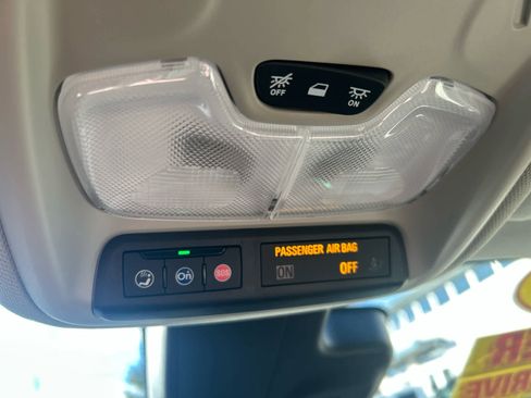 Used 2024 Buick Encore GX Avenir w/ Avenir Technology Package image 20