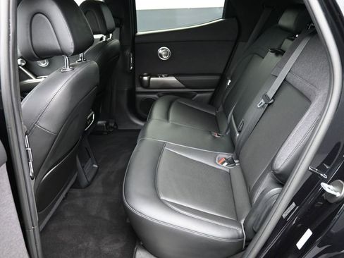 Used 2024 Genesis GV60 RWD image 15