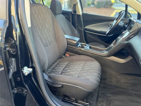 Used 2015 Chevrolet Volt w/ Enhanced Safety Package 1 FWD image 13