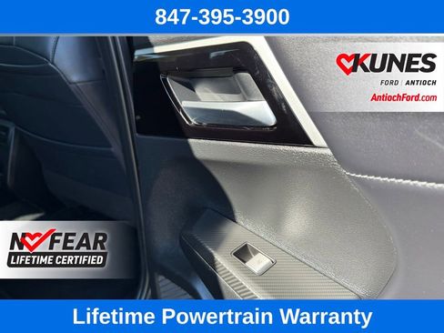 Used 2024 Mitsubishi Outlander SE image 19