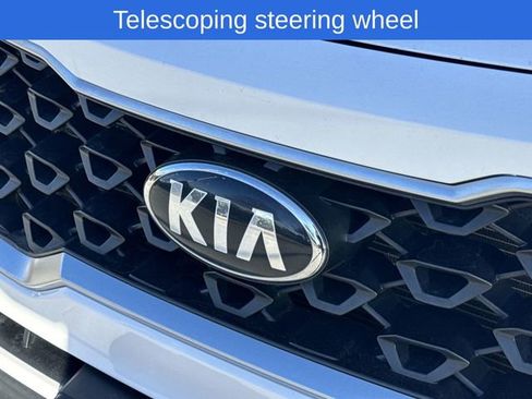 Used 2021 Kia Sorento LX image 29