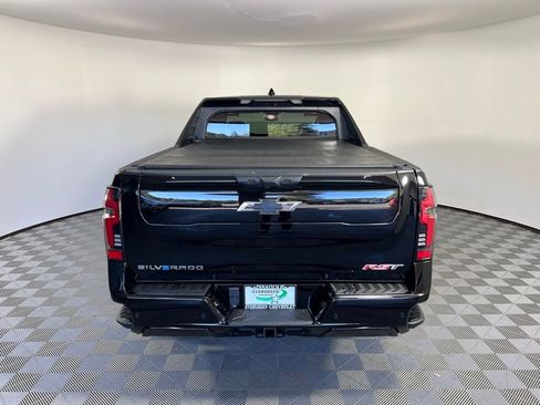 New 2024 Chevrolet Silverado EV RST AWD/4WD image 8