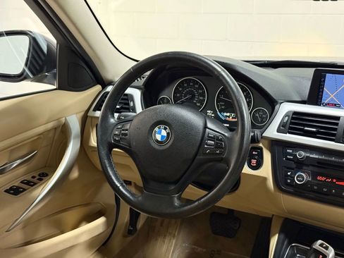 Used 2013 BMW 328i xDrive Sedan image 19