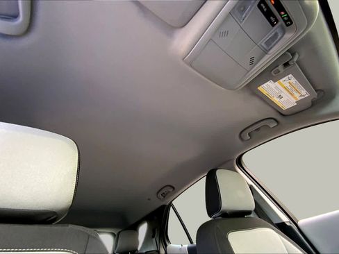 Used 2020 Chevrolet Equinox LS AWD/4WD image 14