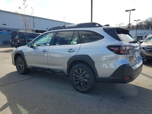 Certified 2023 Subaru Outback Onyx Edition image 4