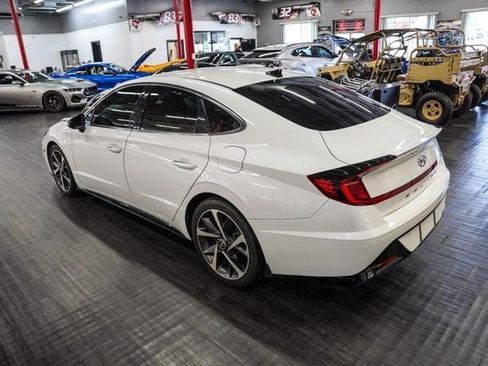 Used 2021 Hyundai Sonata SEL Plus w/ Preferred Accessory Package FWD image 3