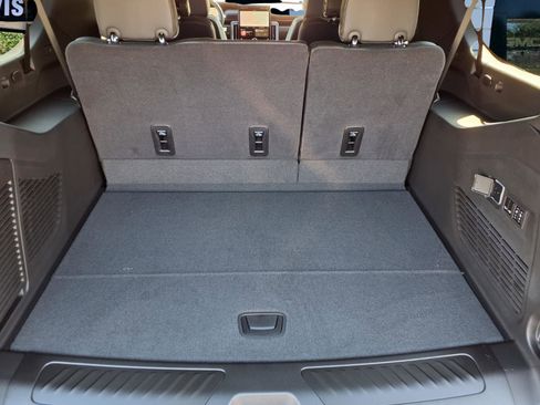 New 2026 GMC Yukon XL Elevation AWD/4WD image 29