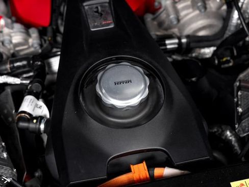 Used 2024 Ferrari SF90 Spider AWD/4WD image 11