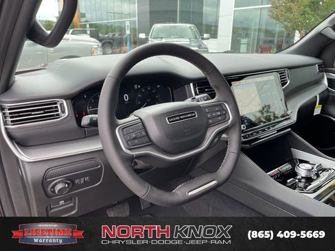 New 2026 Jeep Grand Wagoneer L Limited AWD/4WD image 6